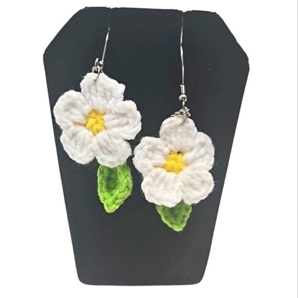 Hand Crafted Hand Knit Chrochet Dainty Daisy Dangling Earrings with fish hooks - Picture 3 of 17